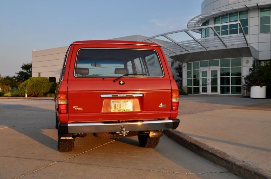  Toyota Land Cruiser 60 (FJ60) 1984 года  (NA) (фото 19 из 251)